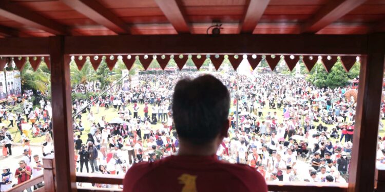 Rayakan HUT ke-15 Gerindra di Banten, Muzani Kenalkan Walikota Cilegon Masuk Gerindra
